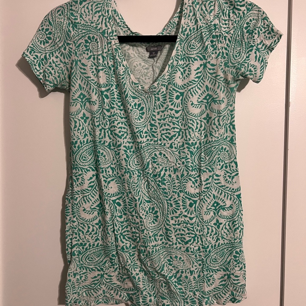 Aerie paisley tshirt